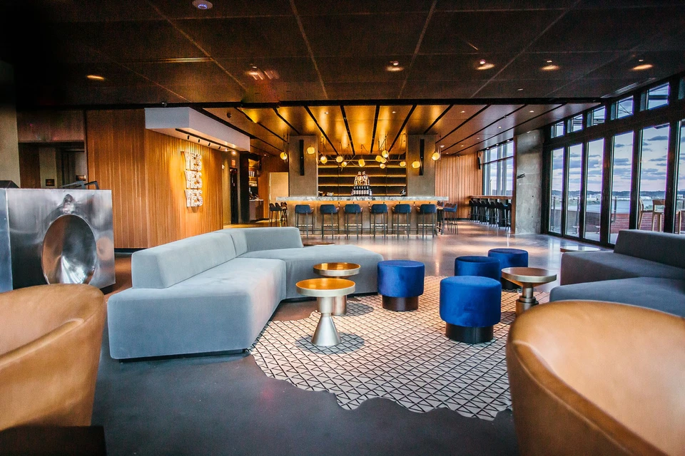 12 Stories no InterContinental DC com sistema K-array integrado a clubes, bares e lounges