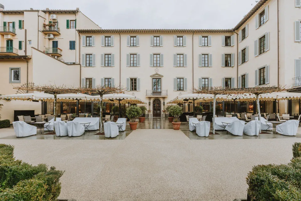 Four Seasons Hotel Florença com sistema K-array integrado a hotéis, resorts e áreas de lazer