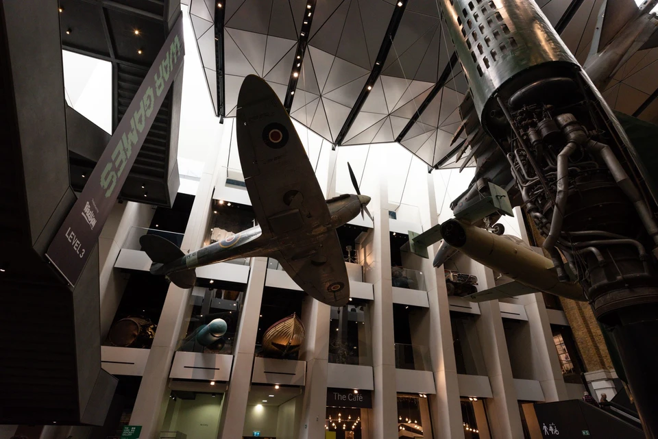 Museu Imperial da Guerra com sistema K-array integrado a museus e exposições