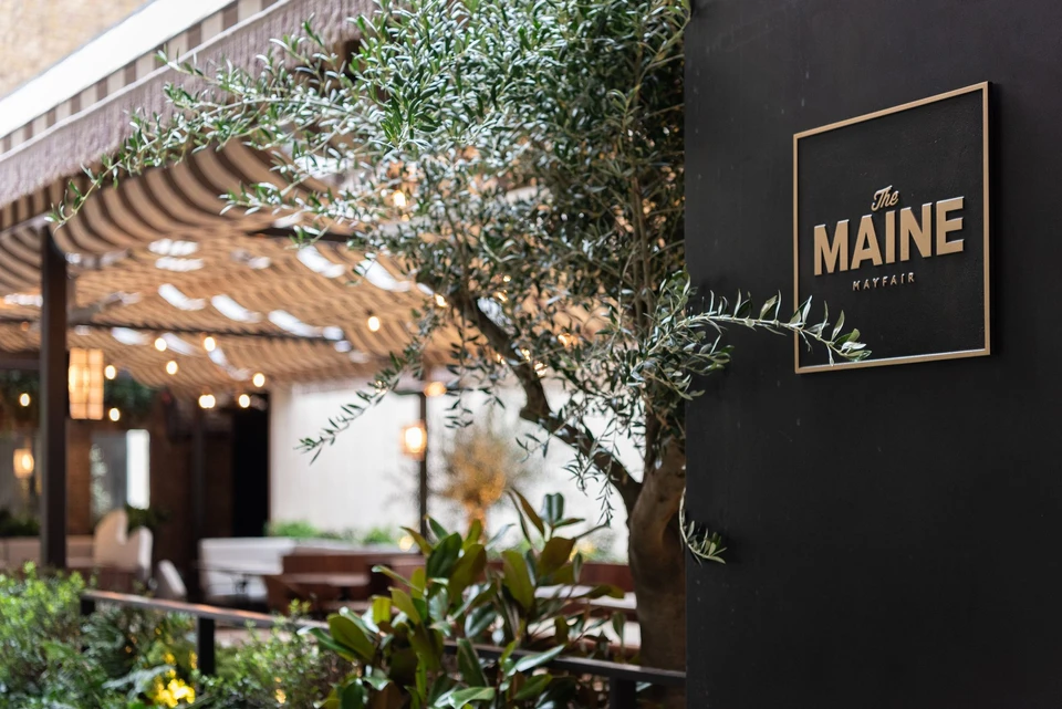 The Maine Mayfair com sistema K-array integrado a restaurantes e cafés