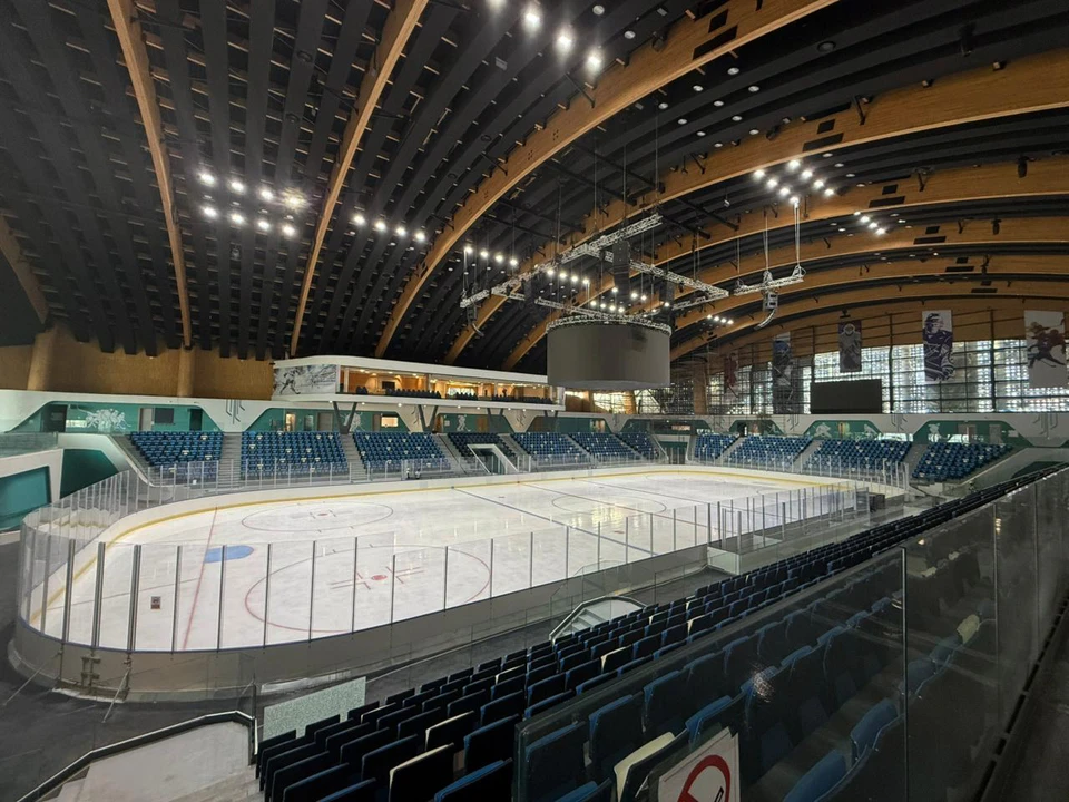 Arena de hóquei no gelo de Rabat com sistema K-array integrado a arenas e instalações esportivas