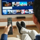 Banner com controle remoto de automação residencial